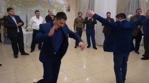 Gypsy dancing.-Цыгане на Круг-3.