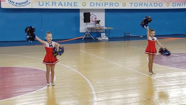 Фристайл дуэт Галайко/Мандрыка. Кадеты. смотреть онлайн