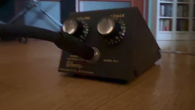 Gibson Maestro FZ 1 Fuzz Tone '62 смотреть онлайн