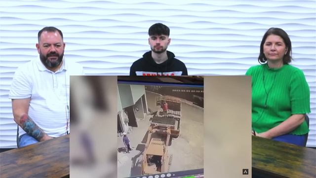 British Family React! You Had ONE Job! смотреть онлайн