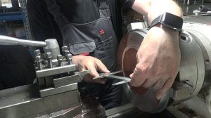 Новый токарный сериал. Вырезаю среднюю часть фланца 4ч.