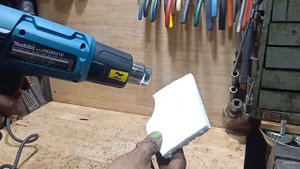 Máy thổi khí nóng Makita HG6031V hàng bãi
