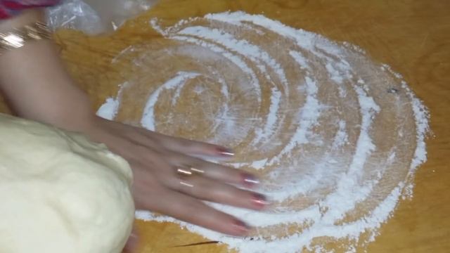 Пицца с мясом и грибами! Хрустящая, Тонкая, Вкусная! / Pizza with meat and mushrooms! смотреть онлайн