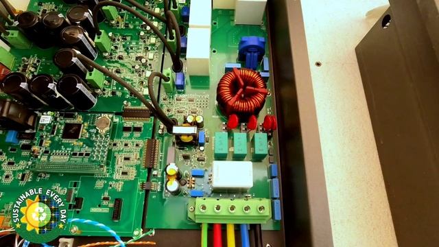 Solar inverter Secret अंदर क्या है | Secret inside it ? | Inverter Secret смотреть онлайн