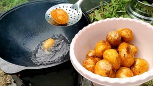 Картошка с курицей. Картошка с курицей в казане.