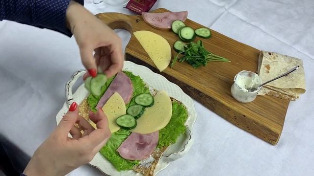 ПРАВИЛЬНЫЙ ЗАВТРАК: Вкуснейшие рулетики из лаваша с ветчиной и сыром от "Тянь Жень" смотреть онлайн