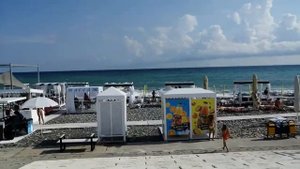 Пляж гостиницы Radisson SAS Blu Адлер, Сочи, 14 июля 2020 г.