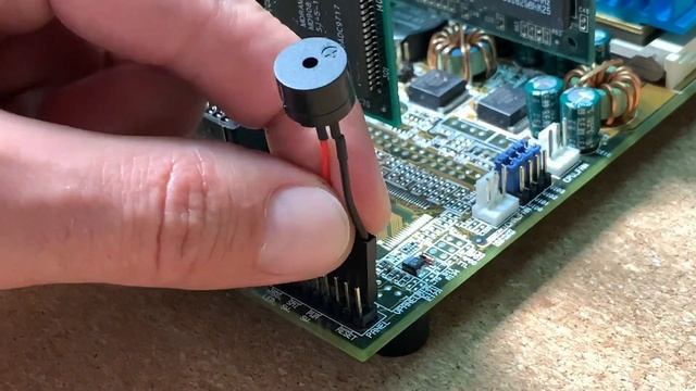 Fastest Intel Socket 7 CPU, Pentium MMX 300MHz on ASUS P5A-B & Voodoo 2 3DFX смотреть онлайн