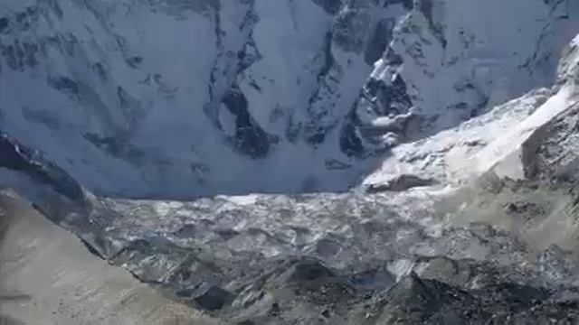 Гималаи. На ледник Ама Даблан