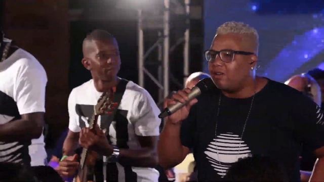 DVD A VOZ DO SAMBA 2 Nosso Sentimento, Diney, Os Morenos, Sambaí, Disfarce, Rozyl, Pagodeô e 22 min смотреть онлайн