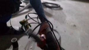 Демонтаж верхнего слоя бетона и полусухой стяжки на глубину 11-25мм, при помощи HILTI. Новосибирск