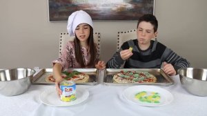 GUMMY FOOD vs REAL FOOD! - Pizza Edition