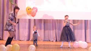 Губки бантиком-детская песенка! A pretty mouth. Children's song.