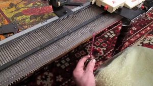 Вяжем на вязальной машине Нева 5