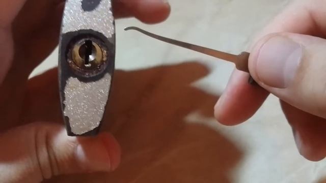 [ 43 ] КАК БЫСТРО ОТКРЫТЬ ЗАМОК и СНЯТЬ С БЛОКИРОВКИ БЕЗ КЛЮЧА смотреть онлайн