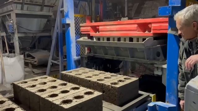 Керамзитобетонные блоки на вибропрессе Рифей смотреть онлайн