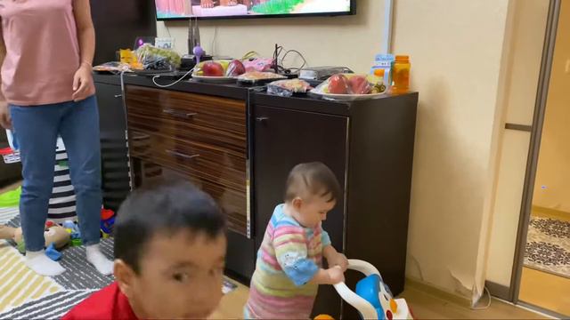 День рождение Арианны приготовили тортик #Birthday смотреть онлайн