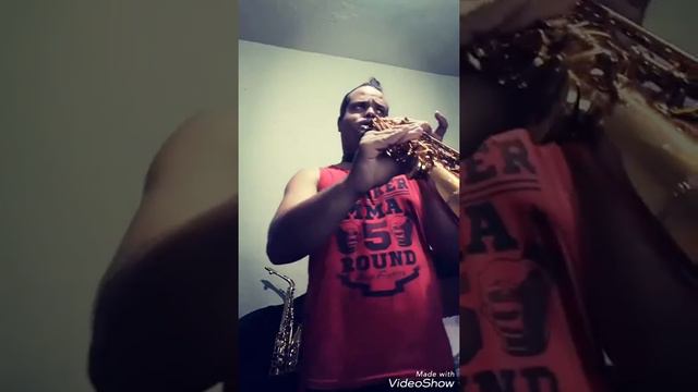 Ensaiando "Bridge Over Troubled Water" ( Simon & Garfunkel) no saxofone soprano 🎷🎼🎸🎶🎶 смотреть онлайн