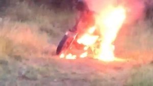 Сожгли скутер , (деревенский литвин в деле )