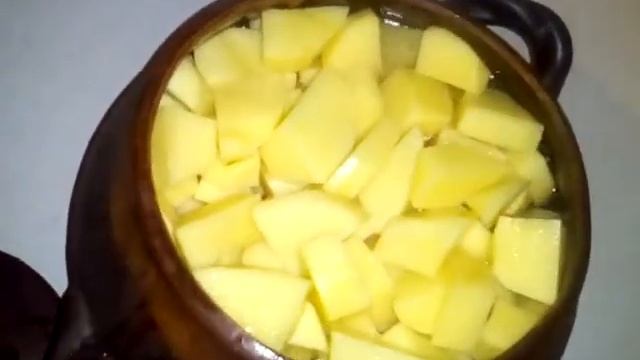 Блюдо в горшочке "Ленивая жена" смотреть онлайн