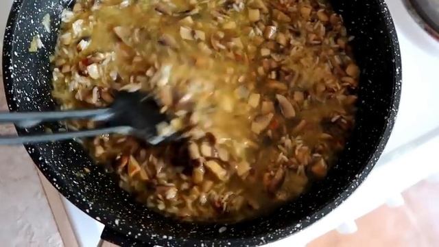 ВЛОГ Малосольная горбуша и ризотто с грибами! Заказ с Алиэкспресс! Зарплаты в Беларуси! смотреть онлайн