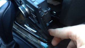 Easy Radio And Climate Control Removal BMW 1-series 3-series E90 E92 E81 E82 E87 E88
