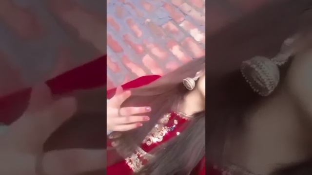 iLahi aabro rakhna bara nazuk zamaana hai ...Dilon main kufar hai bazahir dostana hain .hide girl