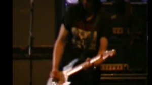 Skew Siskin live in Dijon France - Hit You Harder