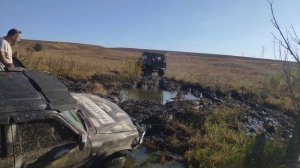 Gaz 63, УАЗы Грейт вол в грязи