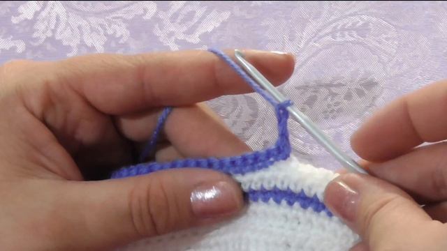 Как связать пинетки-кеды крючком. Часть 3/4 (задняя часть). смотреть онлайн