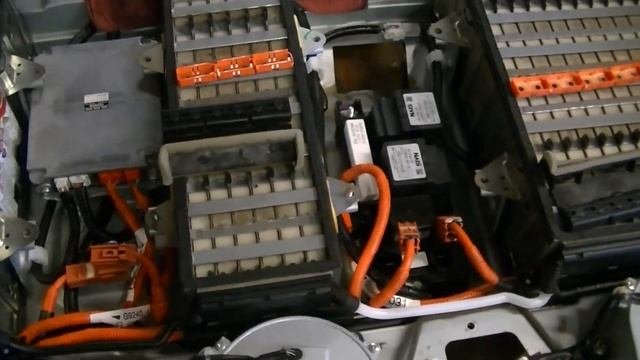 Wet Hybrid Battery / Toyota Highlander