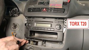 Mercedes w639 radio removal