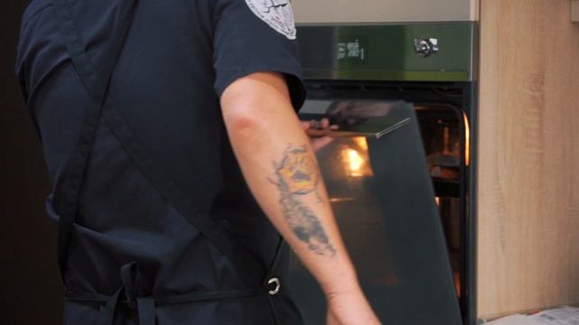 Зачем измерять температуру у ростбифа и какая она должна быть?!? Наш новый рецепт уже на канале. смотреть онлайн