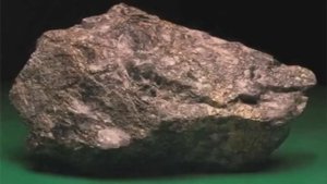 Распад урана в реальном времени!!! Завораживает The decay of uranium in realtime