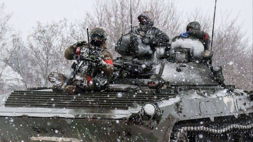 Сила духа и надежные товарищи: лучшее видео из зоны СВО за день