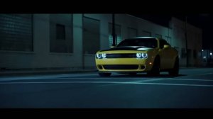 Рекламный ролик Pennzoil Dodge Demon, изгоняющий демона