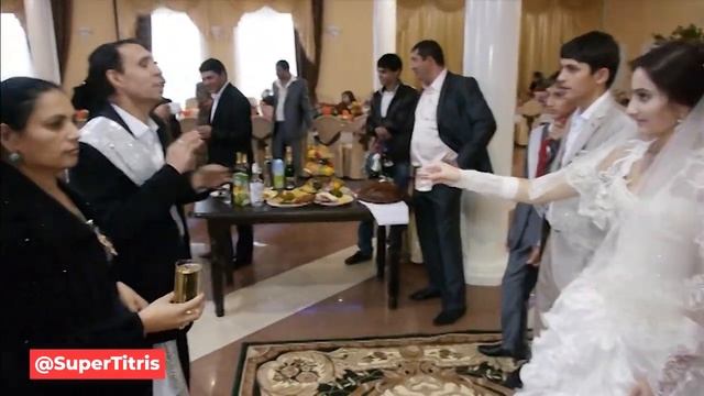 Обряд благословения по-цыгански. Ваня и Роза, ч.7 смотреть онлайн