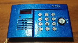 Почему домофон ELTIS ЦП100 циклит ошибку?