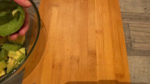 Салат с авокадо и креветками. Нереально вкусный салат с сыром.#салат#креветки#сыр#еда #рецепт#вкусн