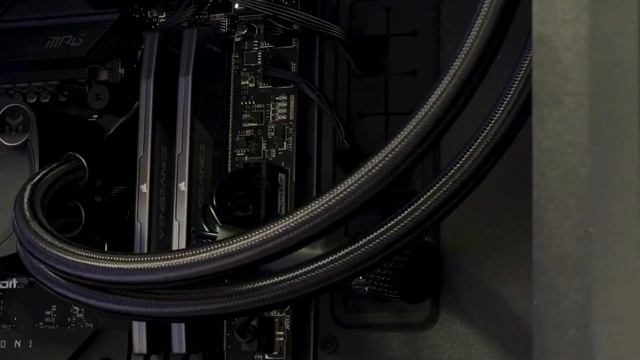 PC Build Workstation i9 14900K & RTX 4090 - Assemblaggio e Test смотреть онлайн