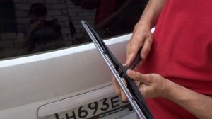 Про задний стеклоочиститель на Mazda Demio
