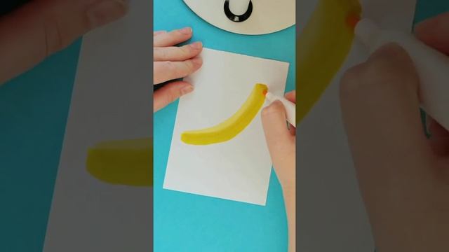 Как нарисовать реалистичный банан тремя цветами маркеров