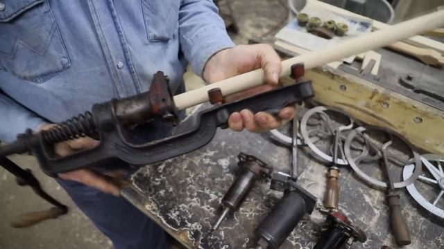 Explaining the Wheelwright Tools | Tenon Augers, Travelers, Spoke Cones смотреть онлайн