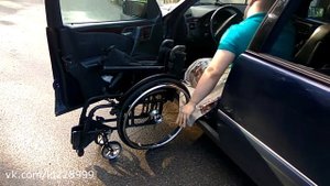Техника погрузки инвалидной коляски в автомобиль (The technique of loading a wheelchair into a car)