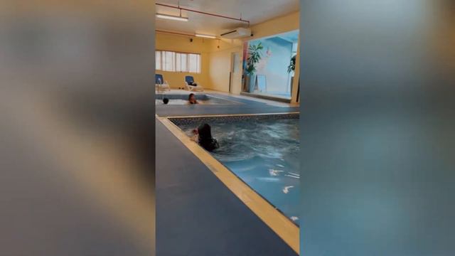 Swimming Time During the Weekend @ Golden Sands Hotel, Sharjah смотреть онлайн