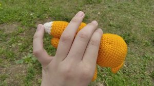 Милка едет в парк | наша прогулка | у Милки новый друг! #милкаиполина #прогулкапопарку #уточкамилка