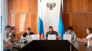 Кадровый дефицит и переоформление документов: сенатор России с рабочим визитом приехал в Республику