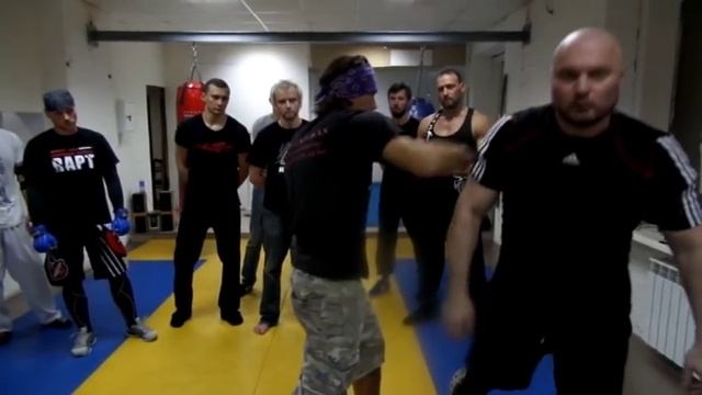 5 варианта нанесения удара "Хук" в Панантукан ( RAPT ). Уличный рукопашный бой.