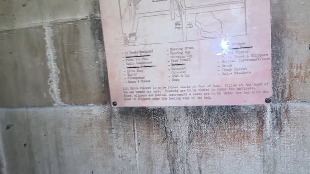 AveryB escapes from jail смотреть онлайн