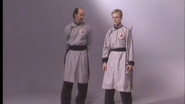 Багуа чжан - восемь вращений мечом.